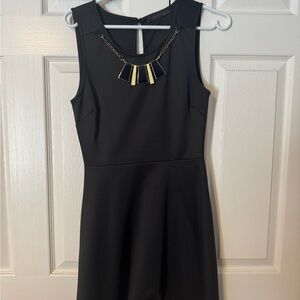 Elegant Black Sleeveless Dress
